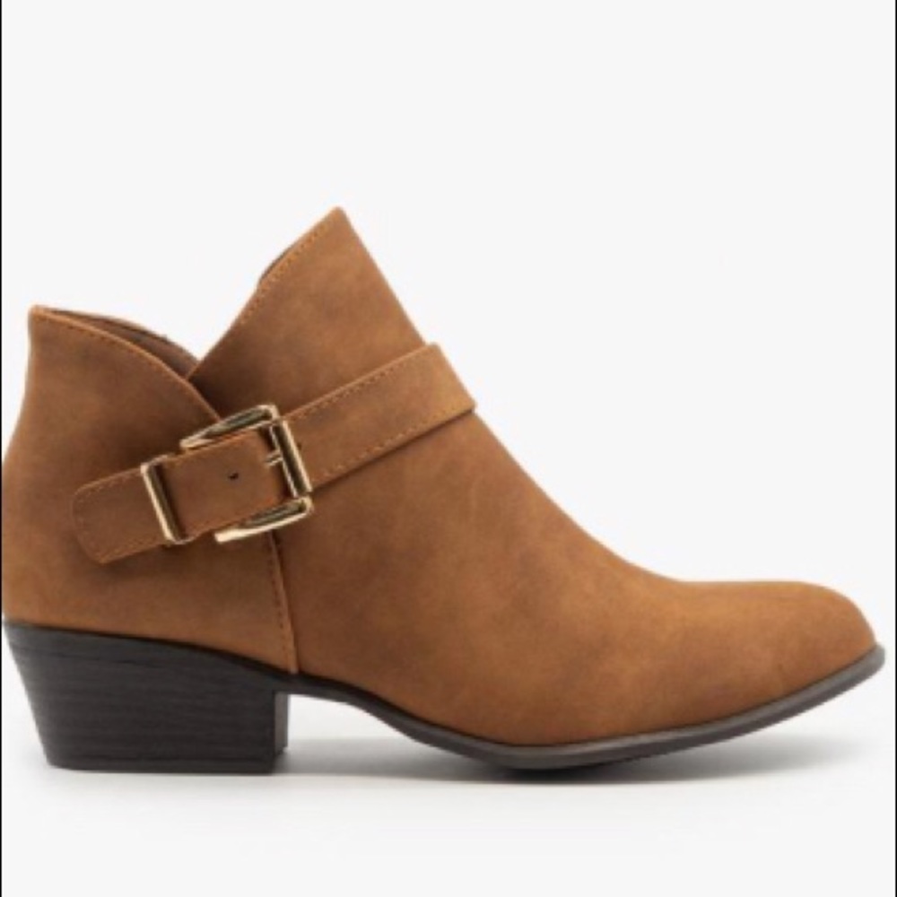 Tan Boot